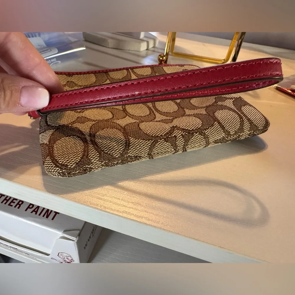 Coach Tan and Red Signature Wristlet and a Coach bucket hat NWT - Picture 13 of 13